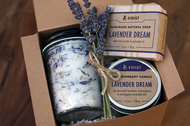 http://edgerage.com/img/gifts/gift_lavender_1.jpg