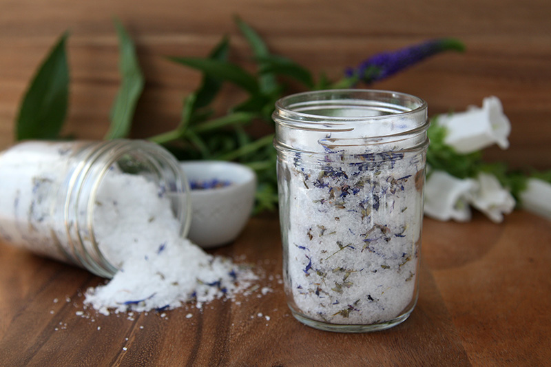 Lavender dream bathing salts image