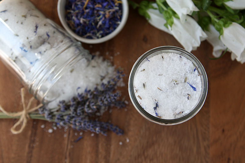 Lavender dream bathing salt image 2